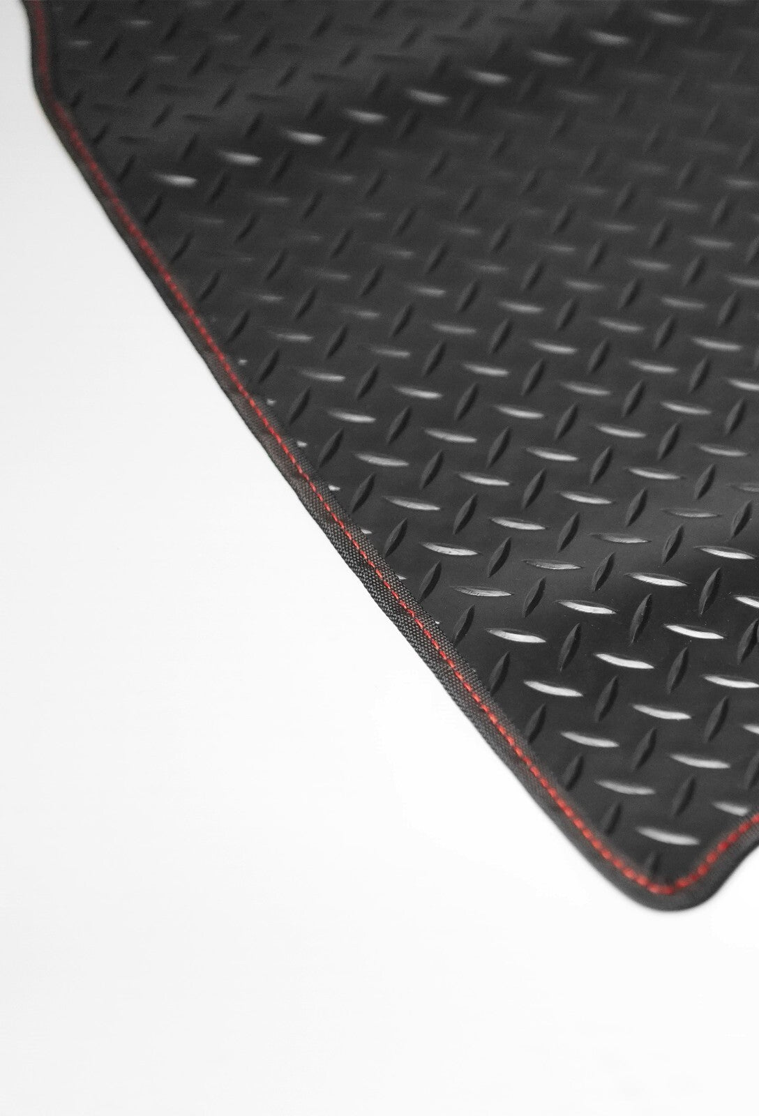 Fits Tesla Model Y Under Boot Mat in 3mm Rubber with Coloured Stitch Edge